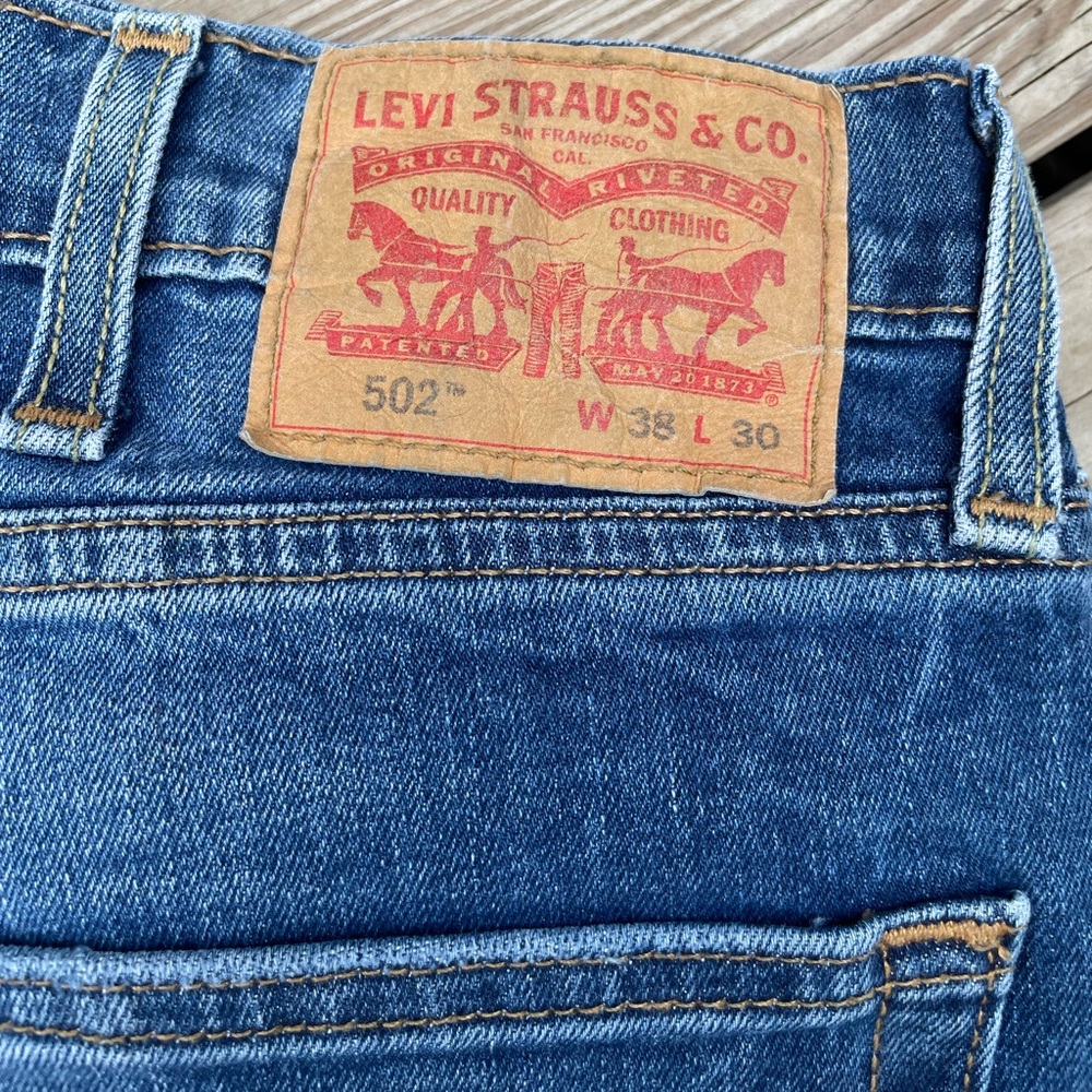 Levi 502 W 38 L 20
